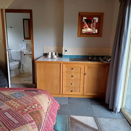Highroost Bed & Breakfast Accomodation - Rural Escape Red Creek Exteriör bild